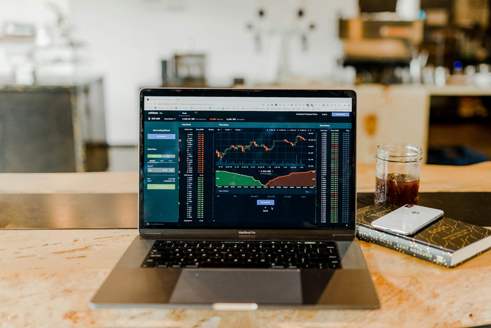 BrentMarkets.com Review: Services That Shape Investor Experience