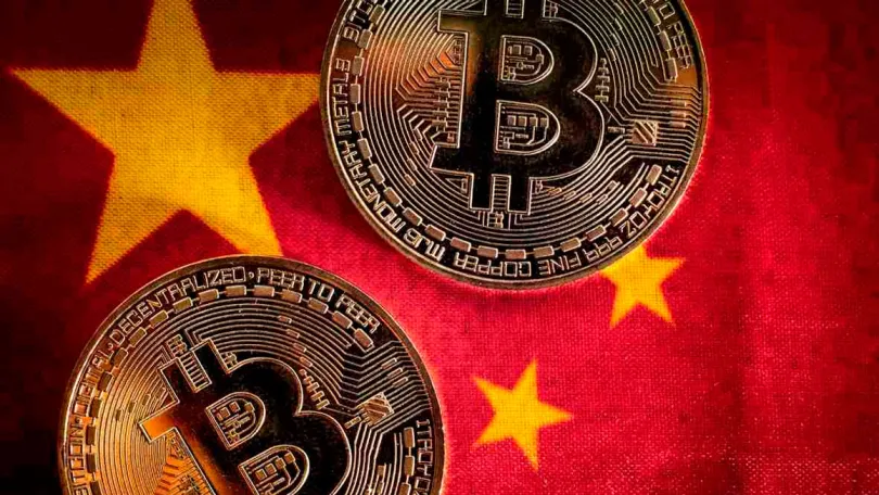 Business & Economy News: Chinese are buying Bitcoin as the country's stock market falls